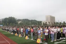 图南未可料，变化有鲲鹏。—记柘荣三中2020级新生军训图片