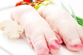 买猪蹄是选前蹄好还是后蹄好？好多人挑错了，难怪炖出来不好吃视频封面