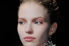 俄罗斯超模Sasha Luss，电影《安娜》主演，这个侧颜真的绝了图片