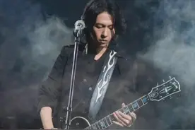 30年了，黑豹终于有了一个能取代窦唯的人图片