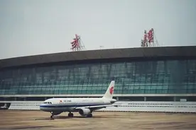 武汉至北京直飞航班今日复航，首个航班今天下午18:05到达大兴机场图片