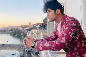 鹿晗、张艺兴、李易峰，初代“顶流”的转型，依旧打不醒小鲜肉图片