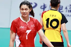 一将无能累死三军，山东女排两连败，阵容畸形，出线希望已渺茫图片