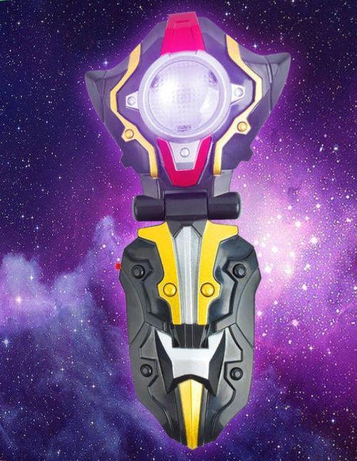 这些新生代奥特英雄变身器，难道都是来自于不同的时代？