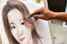年轻石匠不简单，DIY雕塑奔马堪比专业级，自学绘画水平高图片