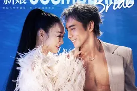 钟丽缇张伦硕结婚5周年再拍婚纱照，上演海洋大片诠释最甜姐弟恋图片