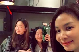 《巴黎恋人》女主角金廷恩近照曝光，45岁全脸崩坏就像整容失败图片