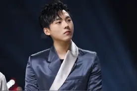 连环暴击！这真的是最惨的一次“塌房”吧？图片