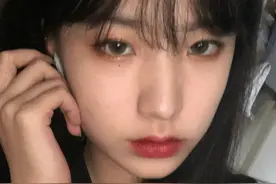 小说：“今晚记得给我留门！”图片