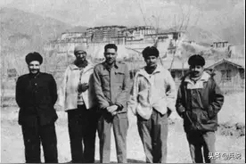 1963年27名印度军官俘虏，参观内地后回国，没人说中方坏话图片