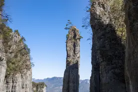 湖北恩施大峡谷“一炷香”，为何屹立千年不倒？图片