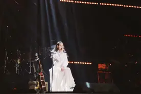 欧阳娜娜十周年蓉城巡演 千人同拍Vlog图片