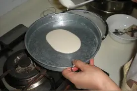 凉皮、凉面区别是什么？到底有哪些营养？不建议大家当主食吃图片