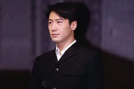 在四大天王中，黎明气质极佳，结交的女明星也非常多图片
