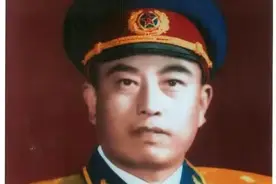 志愿军攻占汉城后：不打人骂人，不调戏妇女，韩国百姓：仁义之师图片