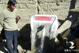 农村花大钱安自来水、天然气、建新厕所，为啥却成摆设？你那有吗图片