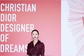 Dior红毯女星云集：赵丽颖罕见穿豹纹，景甜穿抹胸裙蛮腰抢镜图片