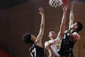 季前赛-郭艾伦22分张镇麟10+11 辽宁25分大胜山西图片