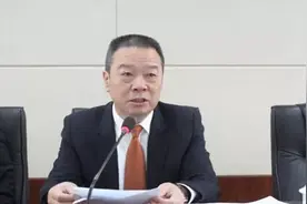 邓晓阳，被查图片