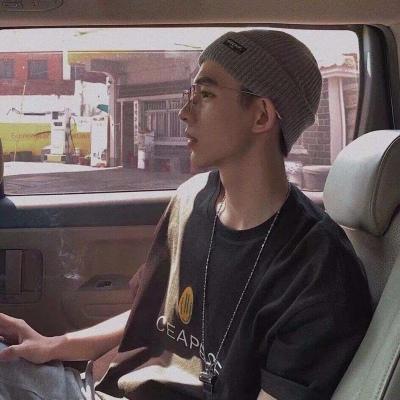 不念凉薄之人不留心温柔毁灭野似温柔猫傲气冲天单眼看世界执手浪天涯