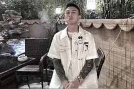 上海滩第1富二代猎艳记：秦奋公子的后宫团之争、黑色神秘身世图片