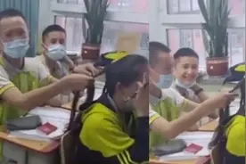 青春的模样！男生课间为前座女同学编马尾，温馨一幕被拍下视频封面