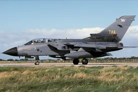 80年代，欧洲愿意出口狂风战斗机及全套技术，为何我国不愿意要？图片