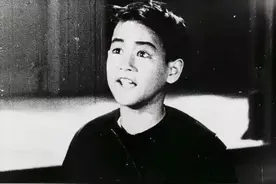 李小龙和他儿子李国豪真的是意外死亡吗？图片