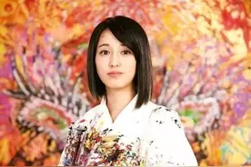日本“狂野少女”用灵魂画画，震惊国际画坛，林俊杰也被她吸引图片
