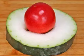冬瓜加西红柿这样做太香了，开胃下饭又解馋，上桌连汤汁都不剩图片