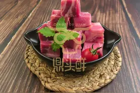 为何冻牛肉在可食用性上优于鲜牛肉？也能储存更长时间？图片