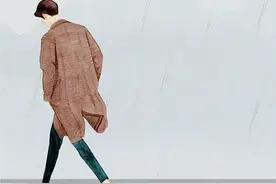 我和老公准备离婚，婆婆为我打理包裹，打开后我哭了：这婚不离了图片