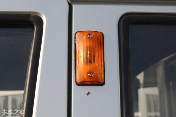 双手刹+液晶仪表，这台时风自卸微卡挺有意思