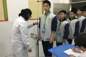 男生几岁是发育“停滞点”？医生无奈：若没到1.7米，估计难长个图片