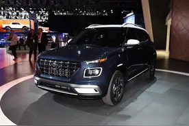 现代里最小的SUV，1.6自吸还可配手动，8万以内有搞头图片