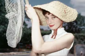 奥黛丽赫本一生5个男人，只有纪梵希和派克，没世不忘图片