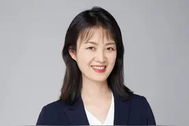 29岁时，她成为北大最年轻的博导图片