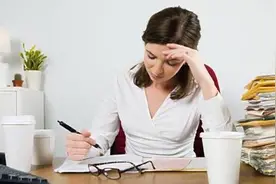 女性月经拖迟和提前，哪种情况更严重？这些问题都要重视起来图片