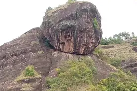 广西钦州灵山太平猫头岭奇特地形猫头地，金猫出洞富贵福禄来图片
