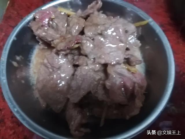 瀹冨惈鏈?0绉嶆皑鍩洪吀锛屽啀璐甸兘瑕佺粰瀛╁瓙澶氬悆锛屽瀛愪釜澶撮珮浜庡悓榫勪汉