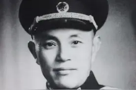他是正军级，皮定均的搭档，55年仅授大校，如今108岁仍健在图片