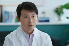 《幸福还会来敲门》首播，剧情狗血惹观众吐槽，聂远假发片被嘲图片