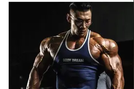 鹿晨辉如何从厨师成长为“鹿神”？健身之路曲折坎坷，草根的崛起图片