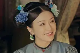 清朝后妃身边丫鬟无数，为何夜夜自己亲自摘耳环，连慈禧也是如此图片