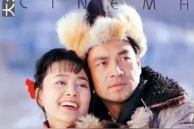 1995年《大众电影》封底，90年代的张瑜、周慧敏、成龙、陶红图片