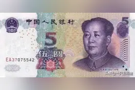 壁纸——没有完美的恋人，只有完美包容的恋人图片