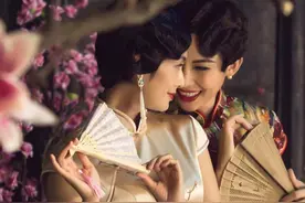 48岁朱茵，46岁蔡少芬，穿旗袍美回30年代老上海名媛气质图片