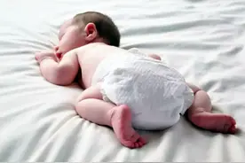 为啥不让宝宝喝“3段”奶粉？看看国外宝妈的做法，就明白了图片