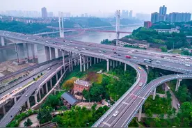 国家为什么要让重庆崛起？图片