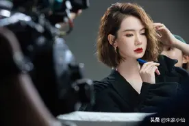 吃瓜娱乐：何炅撒贝宁，戚薇李承铉，王菲，金瀚，刘浩存图片